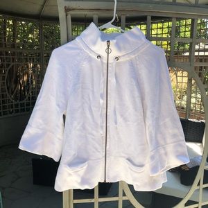 White knitted jacket